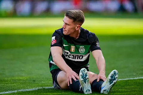 بعد غيابه عن التدريبات.. رئيس سبورتينج لشبونة يفتح النار على جيوكيريس